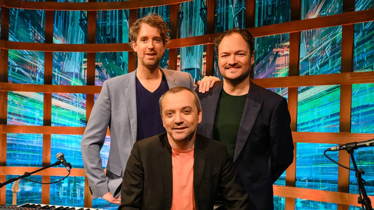 Even Tot Hier Bijwonen