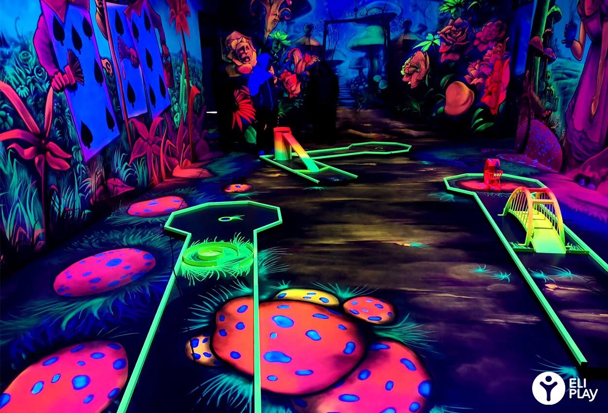 Glow In The Dark Minigolf
