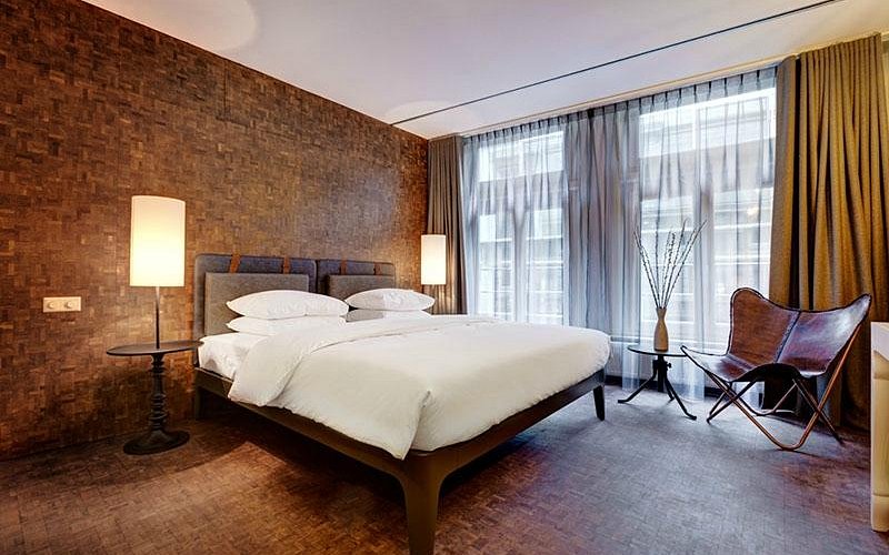 Hotel V Nesplein In Amsterdam