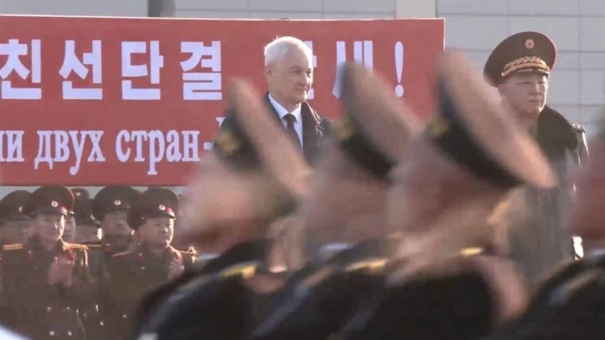 Noord Koreanen Trekken Zich Terug