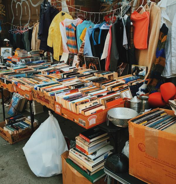 Rommelmarkt In De Buurt