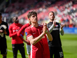 Stand Az - Almere City Fc