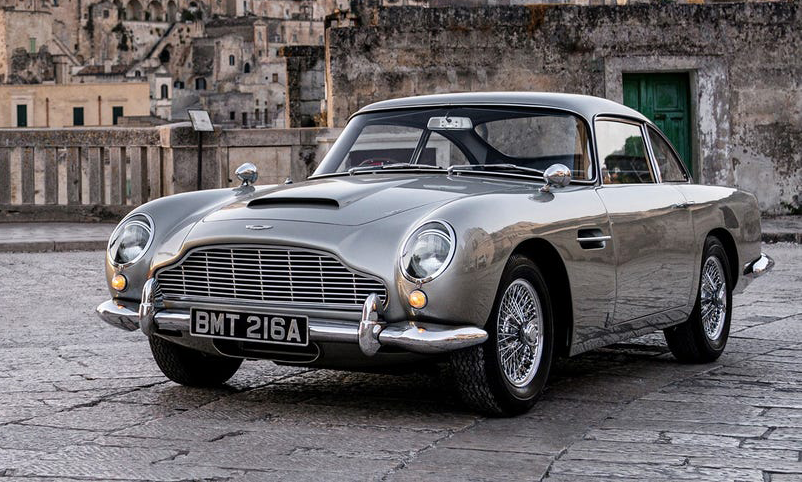 Aston Martin DB5 James Bond