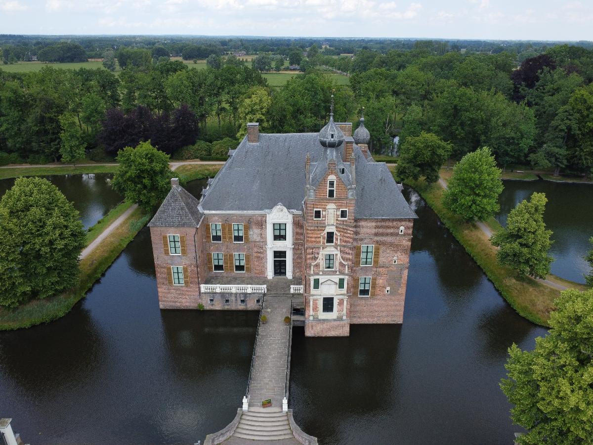 Kasteel Cannenburch
