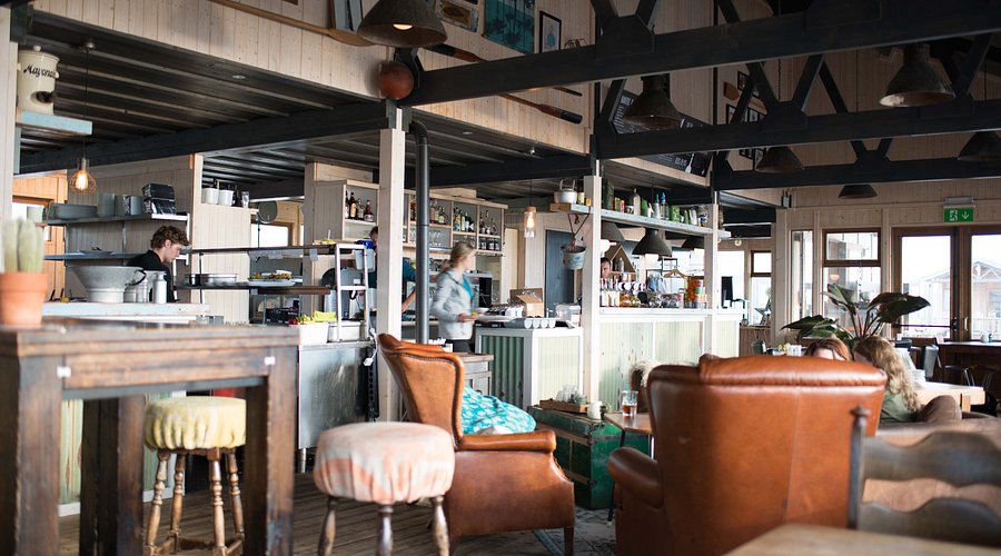 Strandpaviljoen Paal 19 Ruijslaan De Koog Review