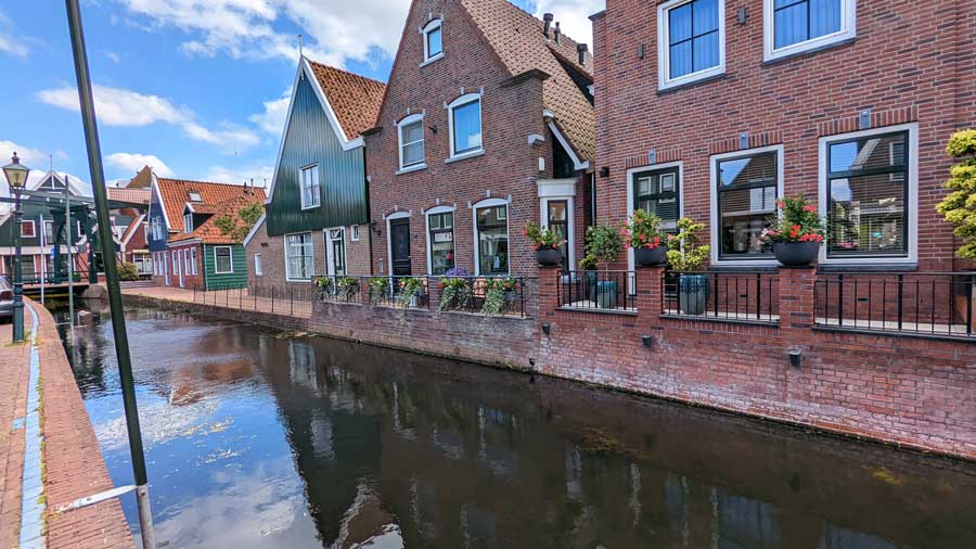 Is Volendam Worth Visiting