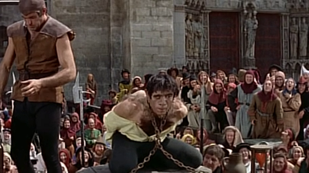 Watch The Hunchback Of Notre Dame Film 1957