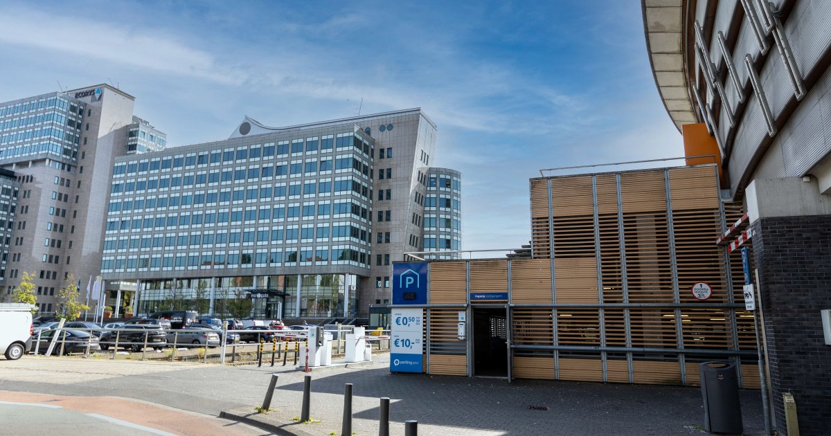 Alexandrium Shopping Center Parkeren