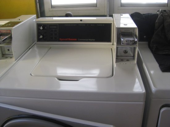 Amsterdam Manor Laundry