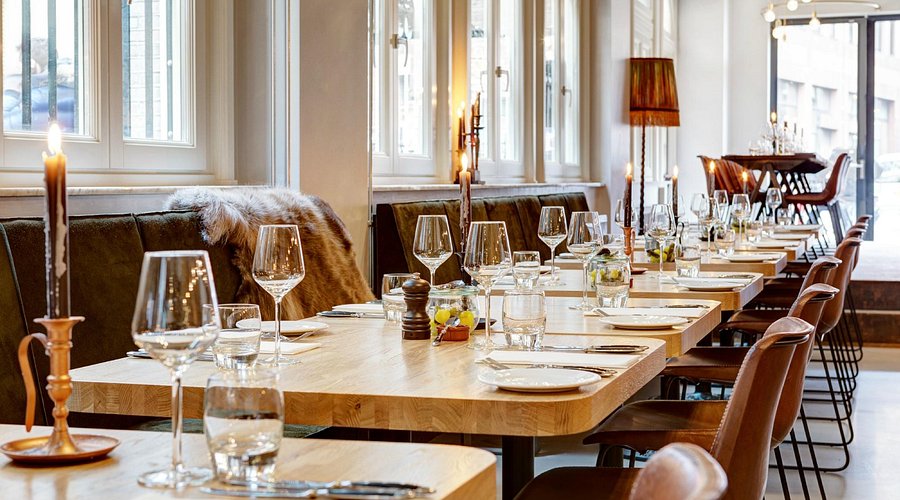 Best Hotel V Nesplein In Amsterdam Restaurants