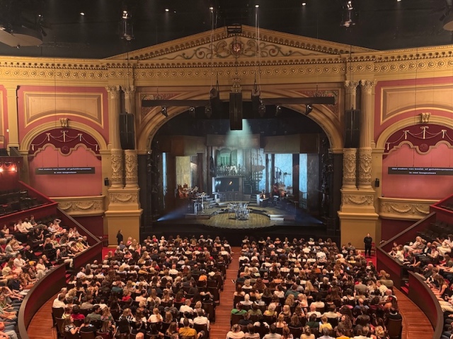 Carré Hadestown