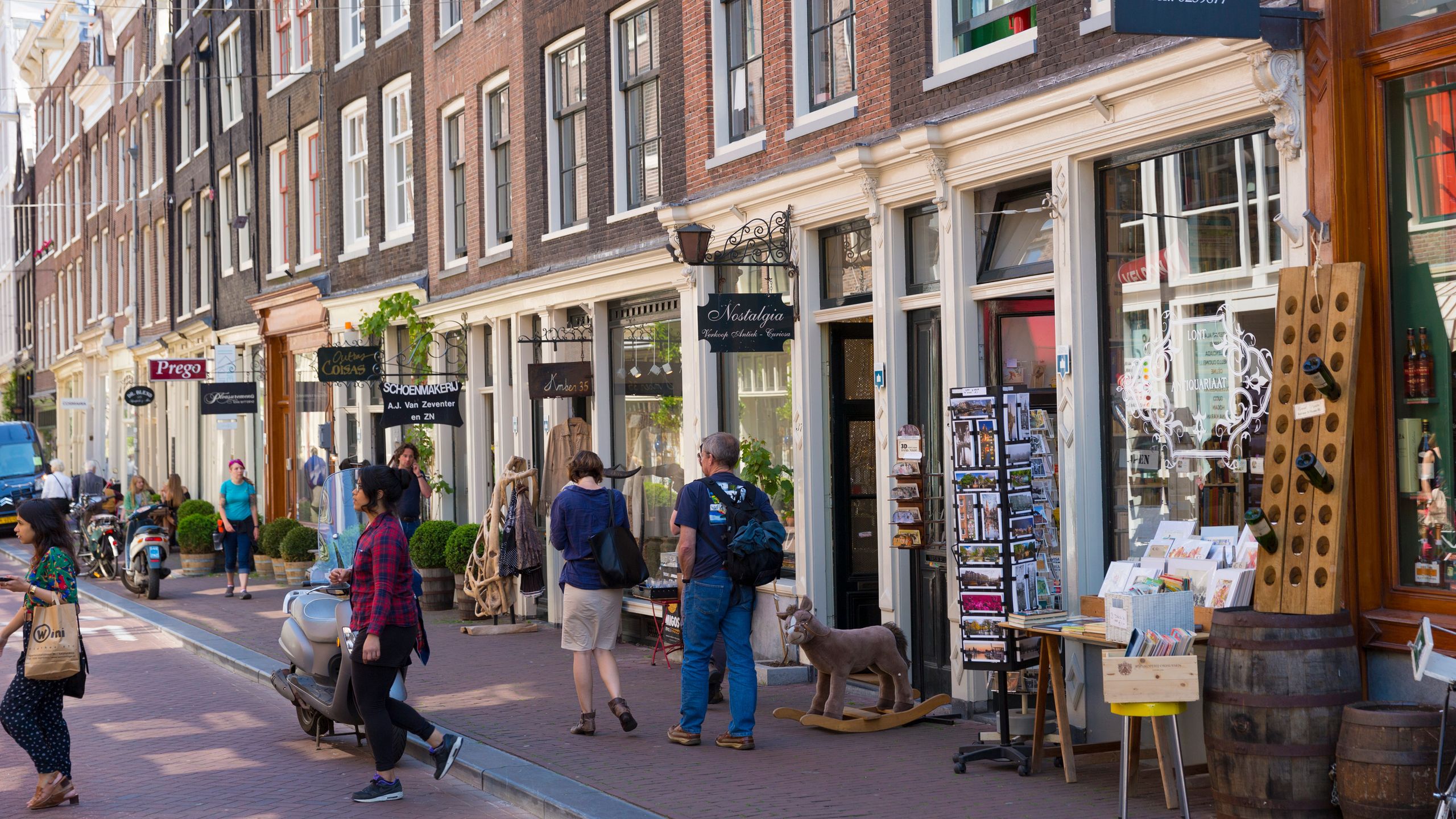De 9 Straatjes Amsterdam Netherlands Stores