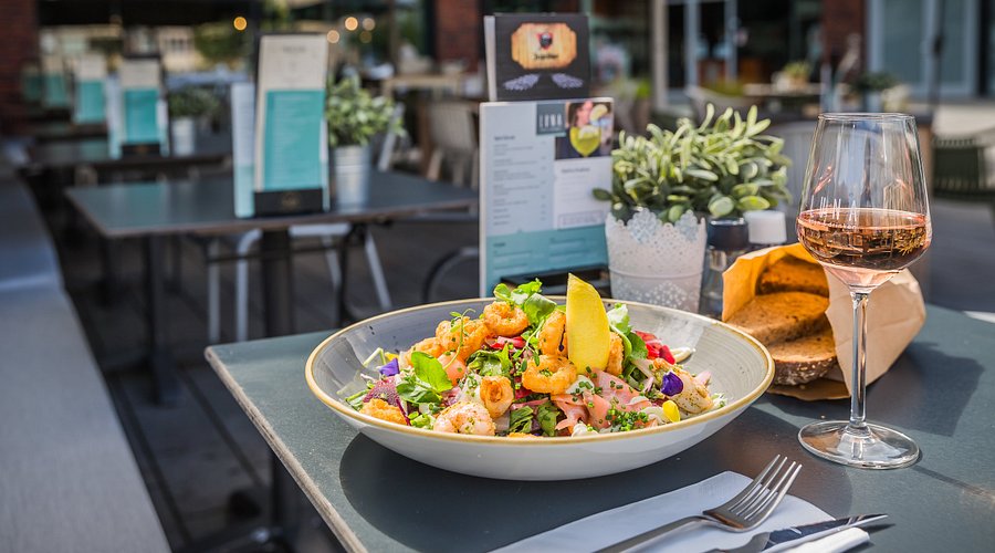 Luna Eten & Drinken Stein Prices