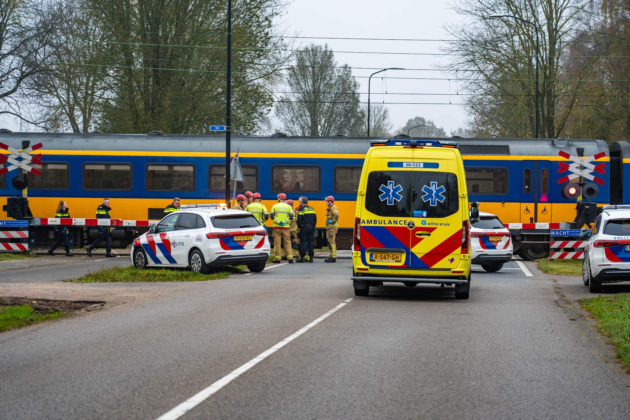 Man Springt Voor Trein Vandaag De Eglantier Apeldoorn