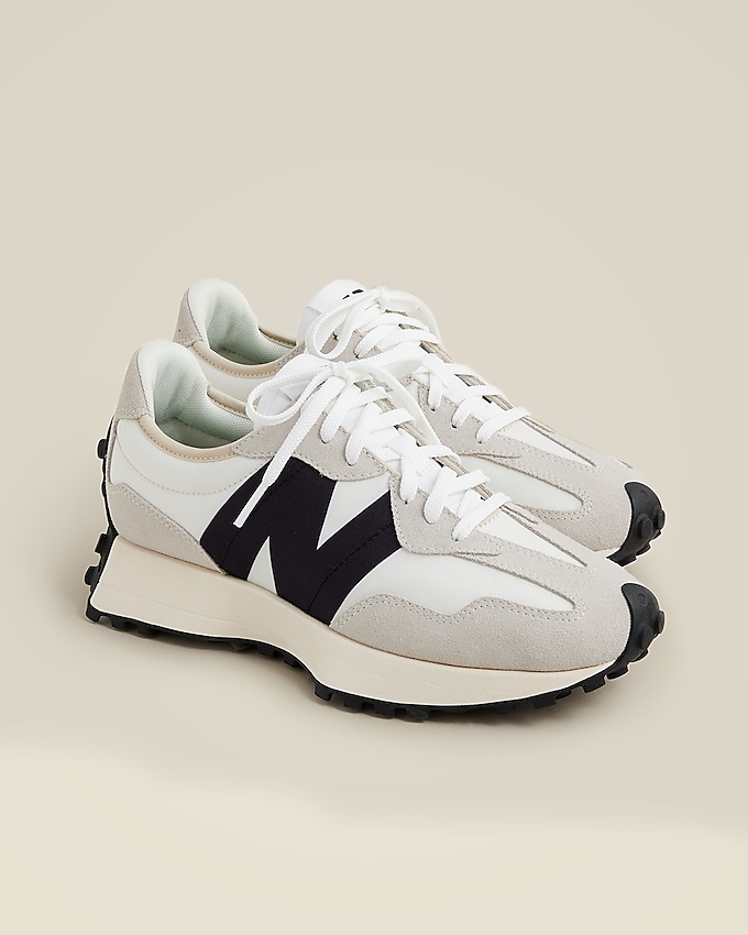 New Balance 327