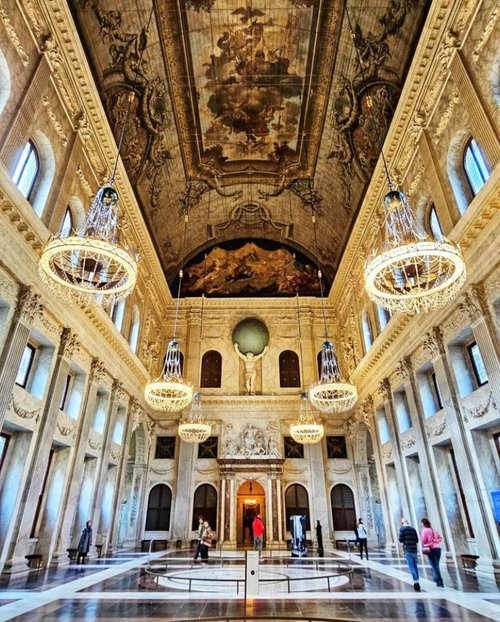 Paleis Op De Dam Bezoeken Tickets