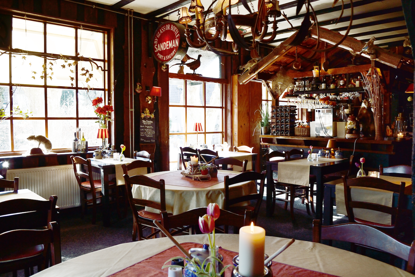 Pannenkoekenhuis & Restaurant Berg En Dal Menu