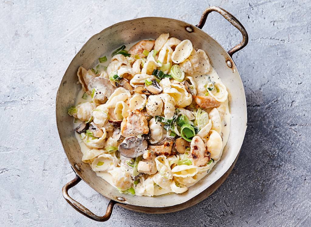Pasta Met Kip En Champignons