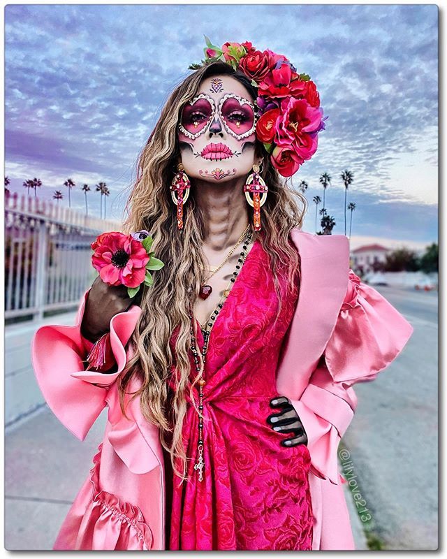 Pink Day Of The Dead Costume Ideas