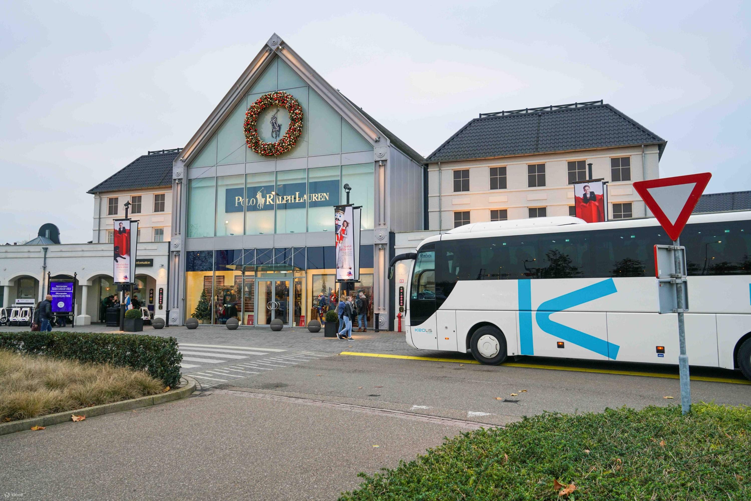 Roermond Outlet Shuttle Bus Timetable