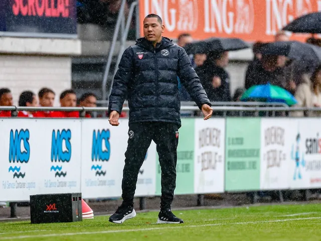 Stand Almere City Fc Go Ahead Eagles Players