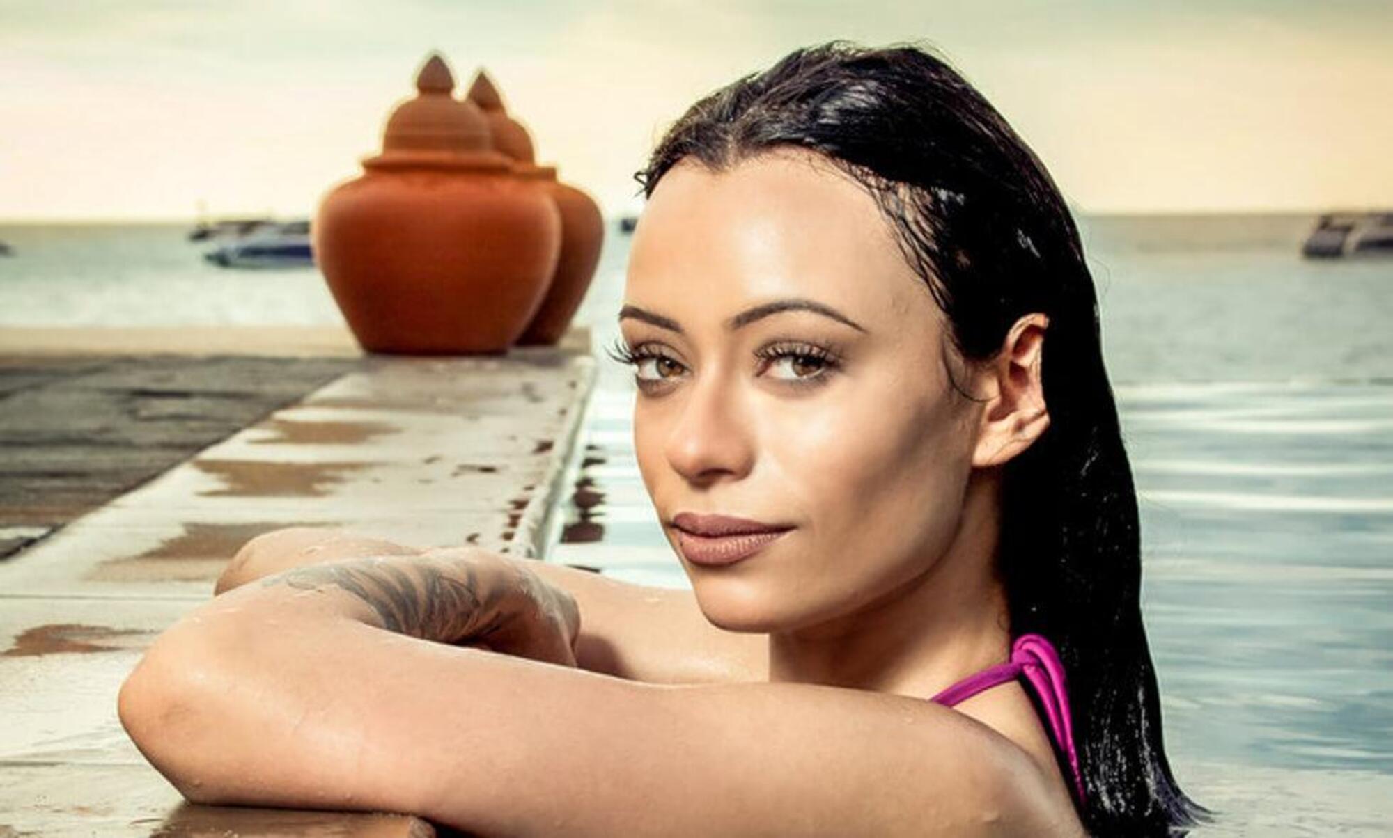 Yasmine Pierards Temptation Island