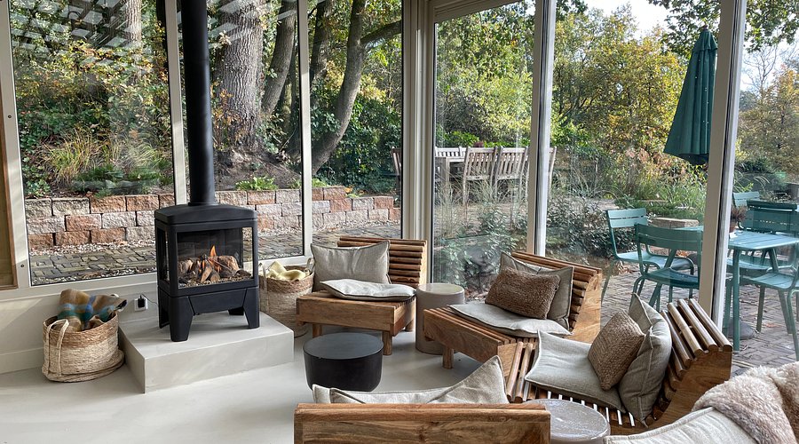 Bronte De Wever Restaurant