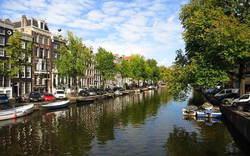 De 9 Straatjes Opening Hours Saturday