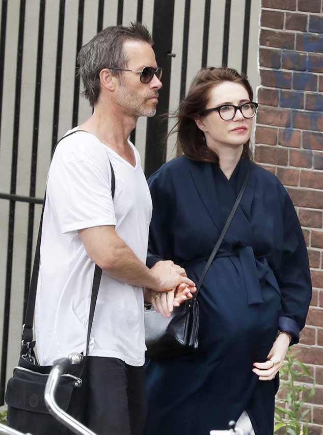 Guy Pearce, Carice Van Houten