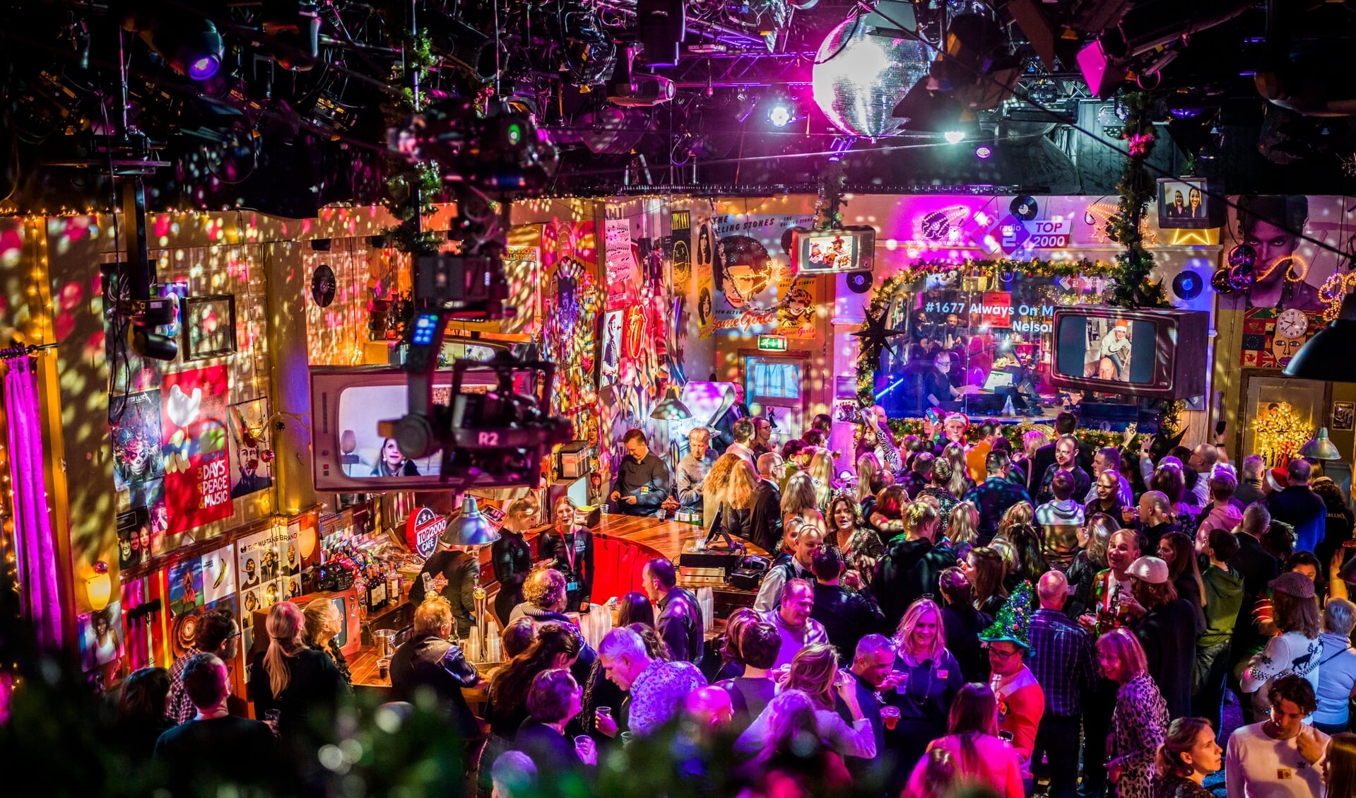 Hoeveel Mensen Top 2000 Café