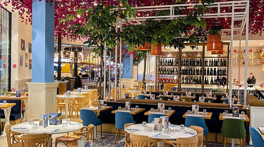 Italian Restaurant Mall Of The Netherlands