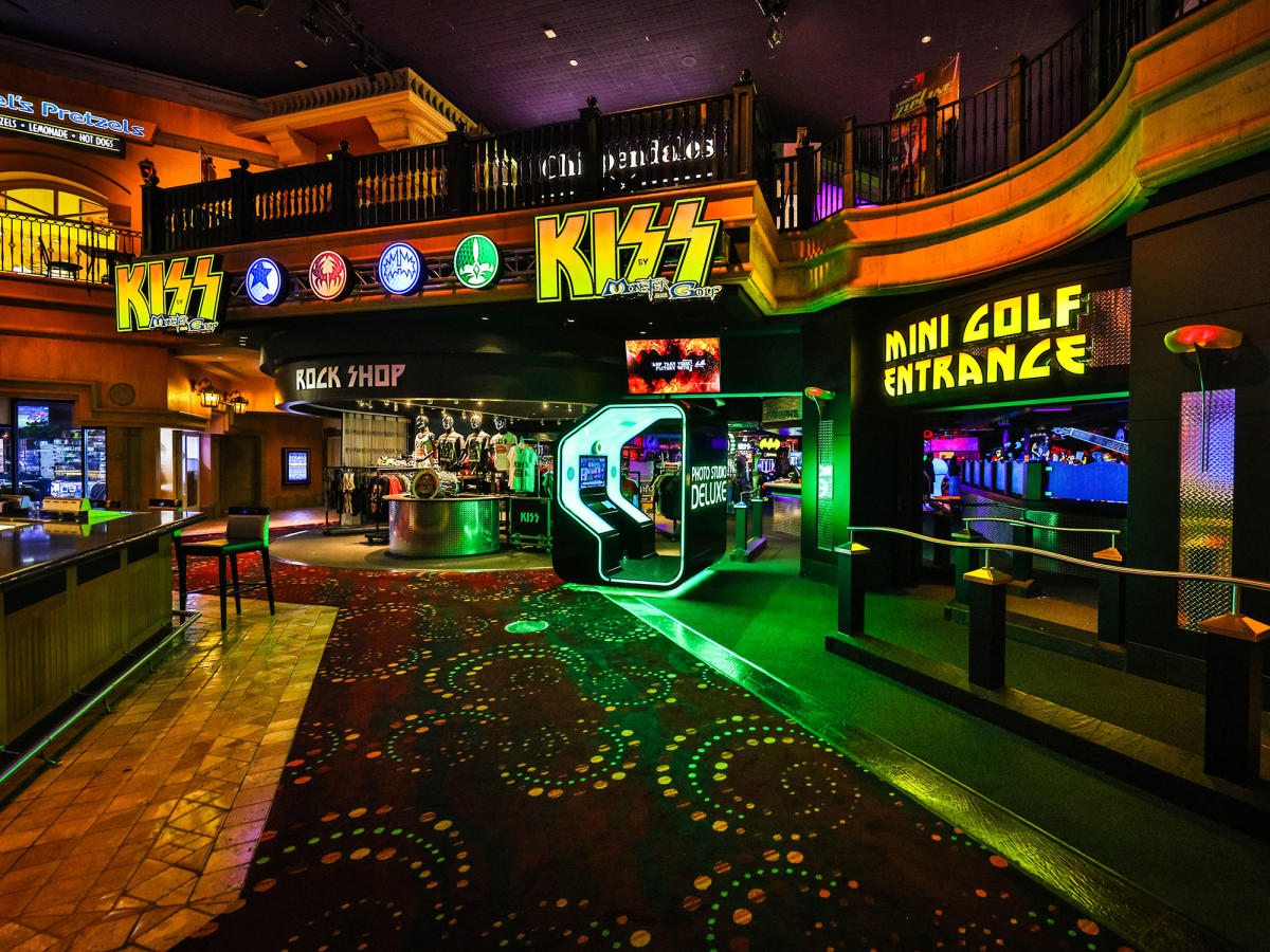 Monster Mini Golf Las Vegas