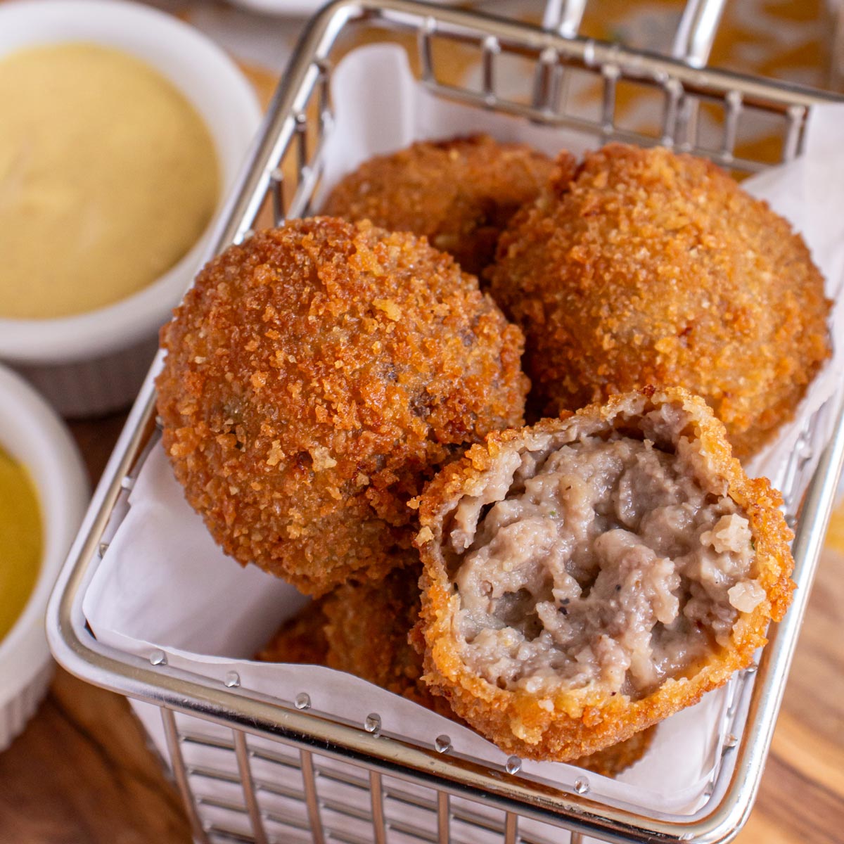 What Is Bitterballen