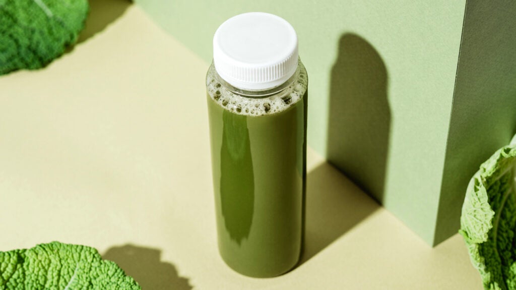 Cabbage Juice Side Effects – What You Need to Know