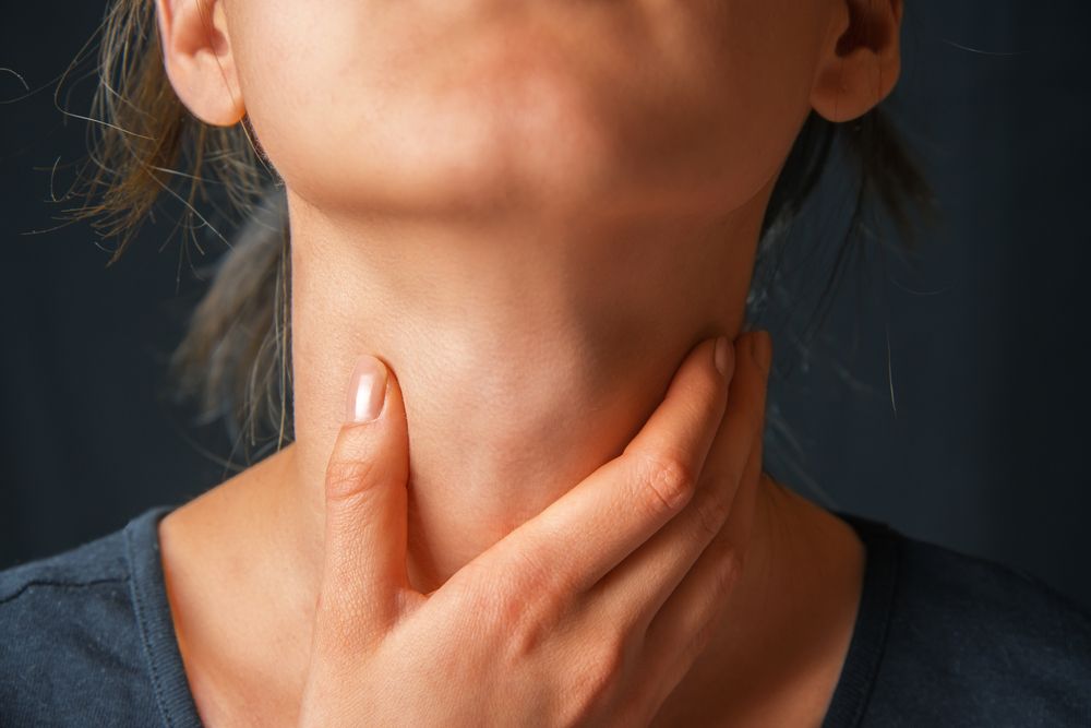 19 Signs of Thyroid Problems You Need to Know