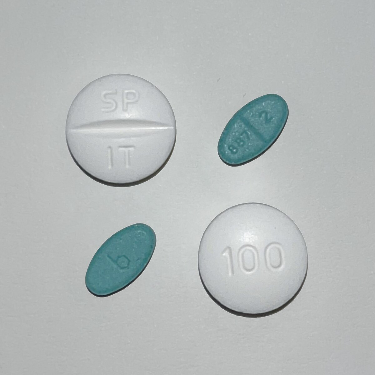 Anti‑Androgen Drugs for Female: Benefits, Risks & Real‑World Tips