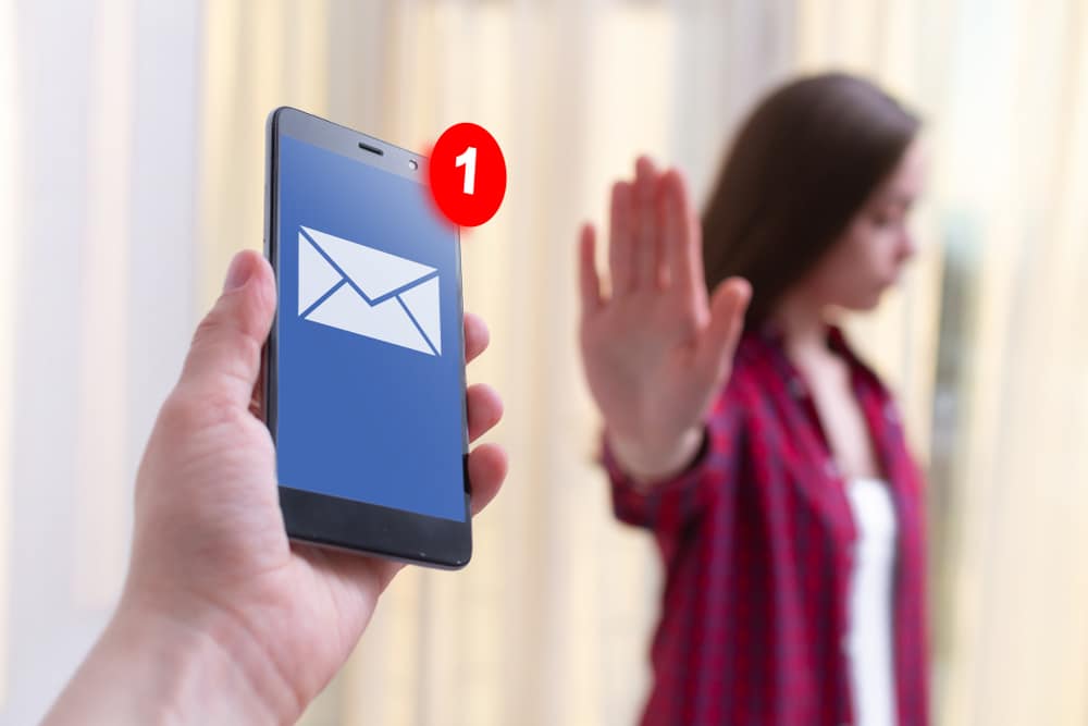 Smartphone Use Limits: How Much Is Too Much for Health?