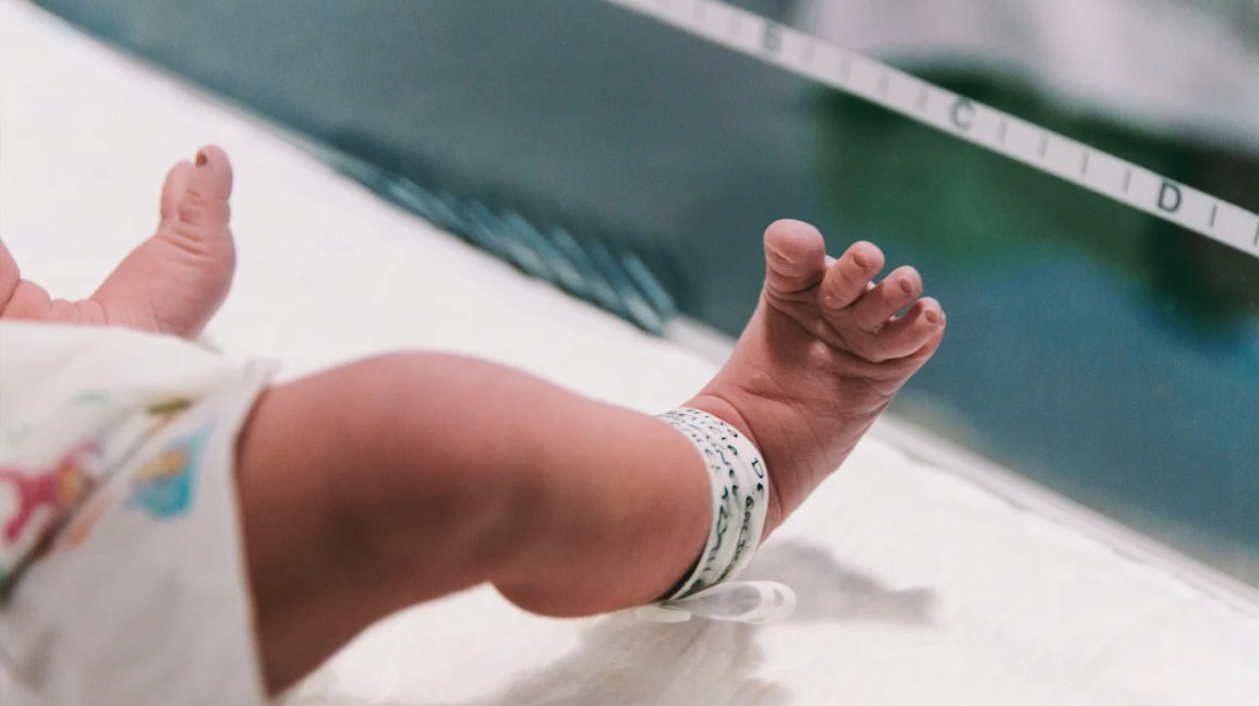 How Long Can Preterm Labor Be Delayed at 32 Weeks?