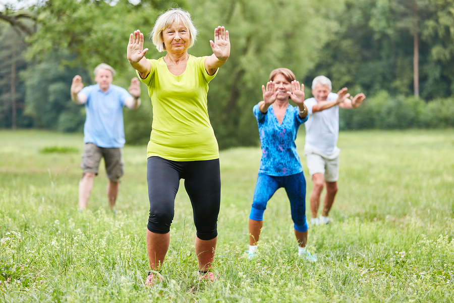 Tai Chi for Seniors – Easy Moves, Real Benefits & Safe Tips