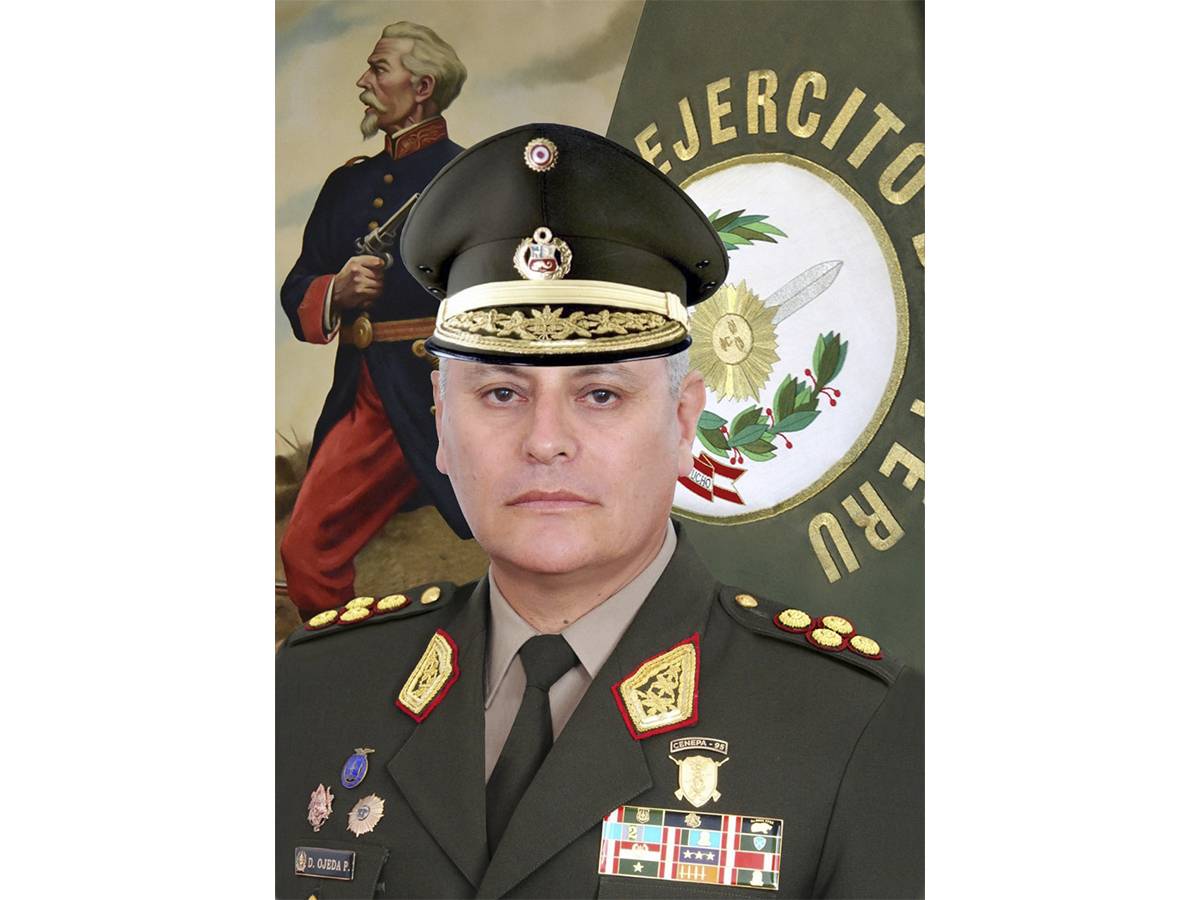Comandantes Generales Del Ejercito Peruano