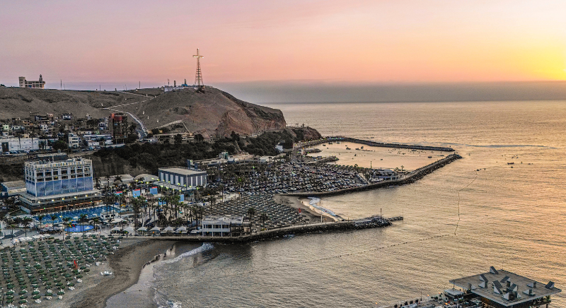 Cuanto Cuesta Club Regatas Lima