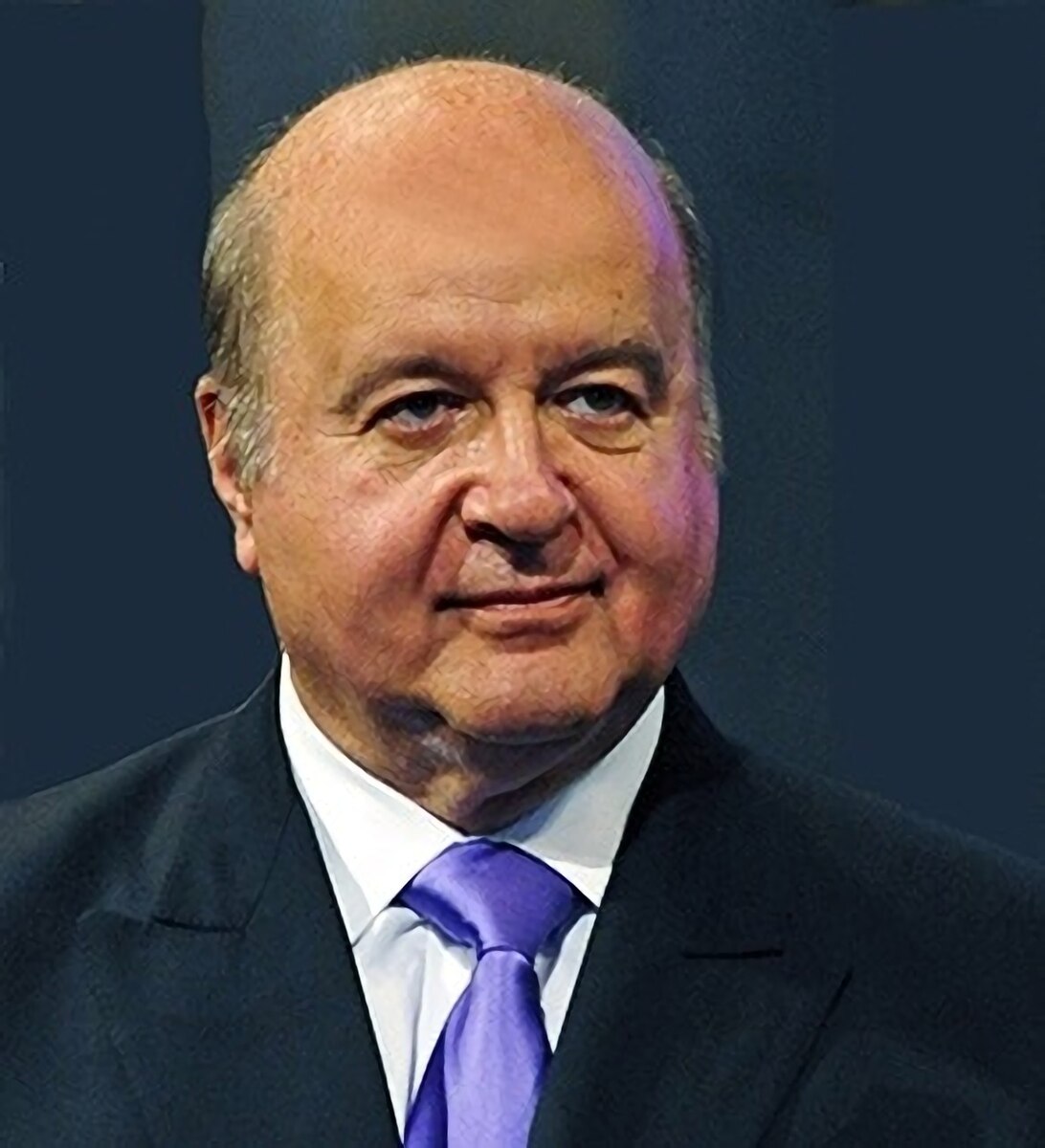 Economista Peruano Famoso