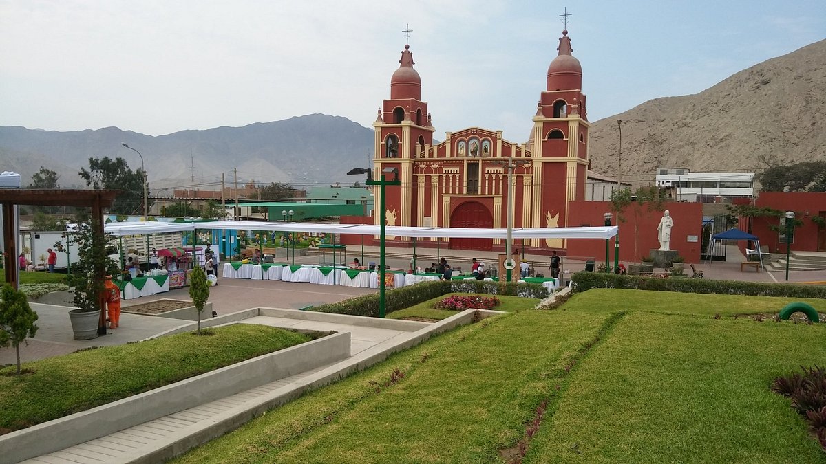 Plaza De Armas De Cieneguilla