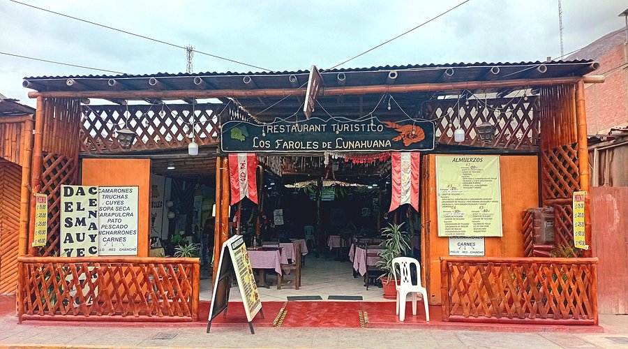 Plaza De Armas De Lunahuana Restaurants