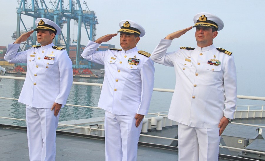Uniforme De La Marina De Guerra Del Peru