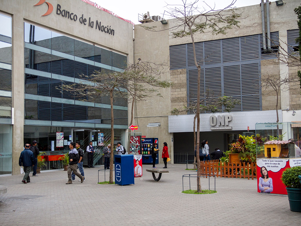 Banco De La Nacion Plaza Norte