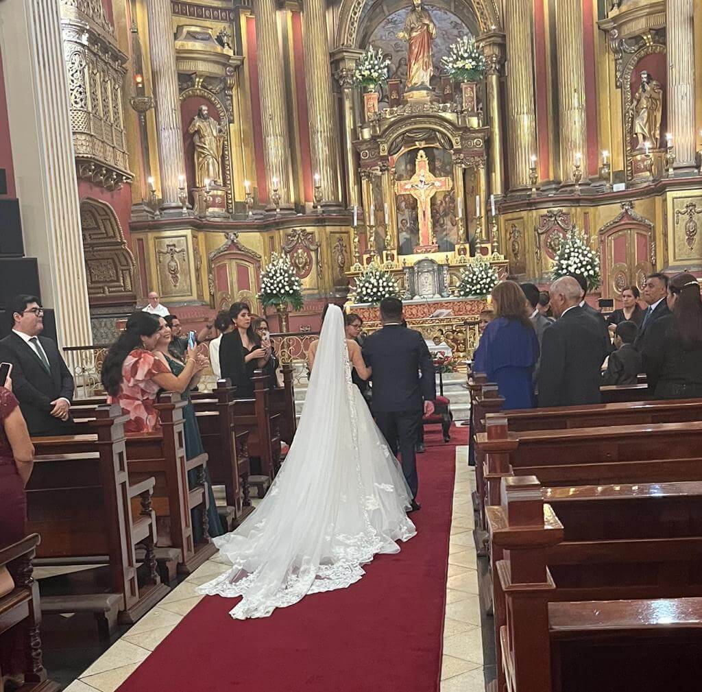 Quien Es El Esposo De Patricia Benavides Vargas