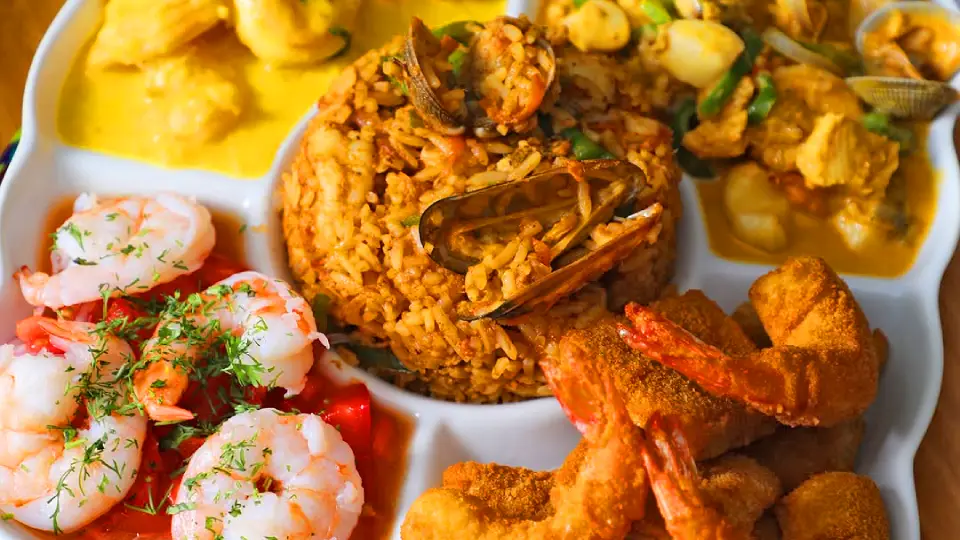 Comidas Tipicas De La Costa Peruana Restaurant