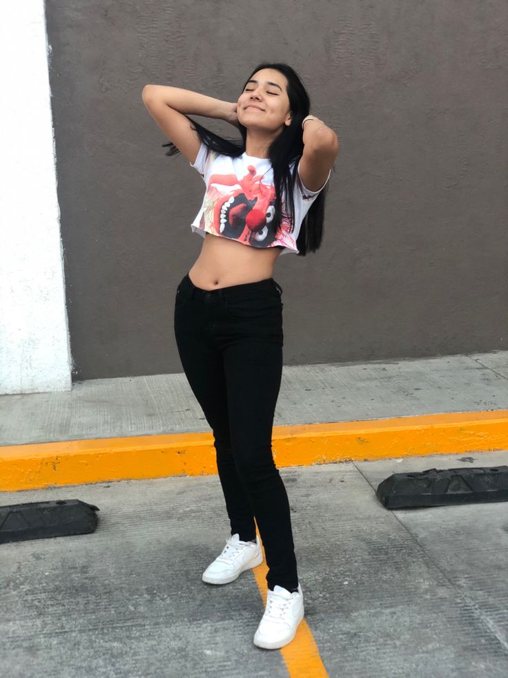 Fotos De Mujeres Bonitas Cuerpo Completo