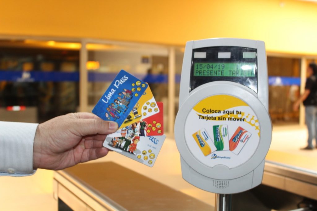 How To Pay For Bus In Lima